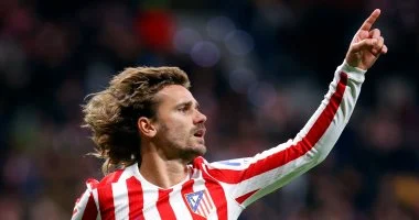 جريزمان يتألق ويسحق ديبورتيفو لاكورونيا في أمسية ساحرة بالدوري الإسباني خلال مباراة مثيرة وجماهير حماسية