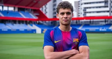 حمزة عبد الكريم يثير اهتمام الصحف الإسبانية بعد أداء مميز في ظهوره الأول مع شباب برشلونة